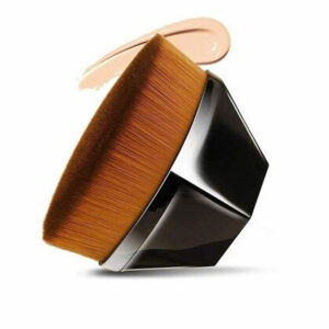 براش جادویی تیک تاکی مناسب کرم پودر